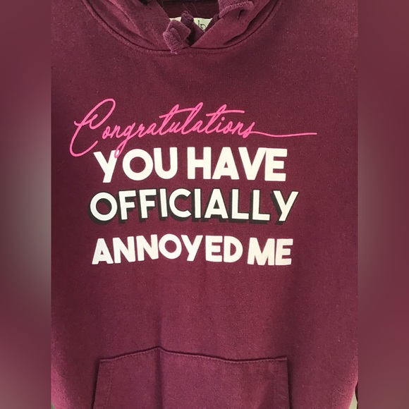 Wound Up Juniors Long Sleeve Graphic hoodie Sweatshirt Burgundy Womens Sz XS GUC - Picture 8 of 12